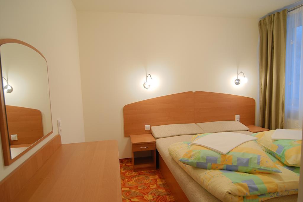 Apartamenty Carmen Szklarska Poręba Rom bilde